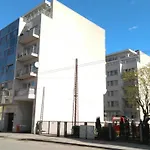 Matisa Street Studio Apartment In The City Center